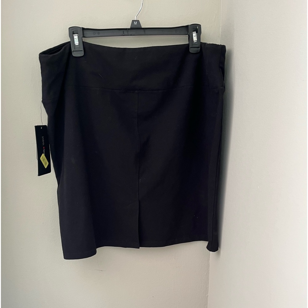 2X intro love the fit black pencil skirt